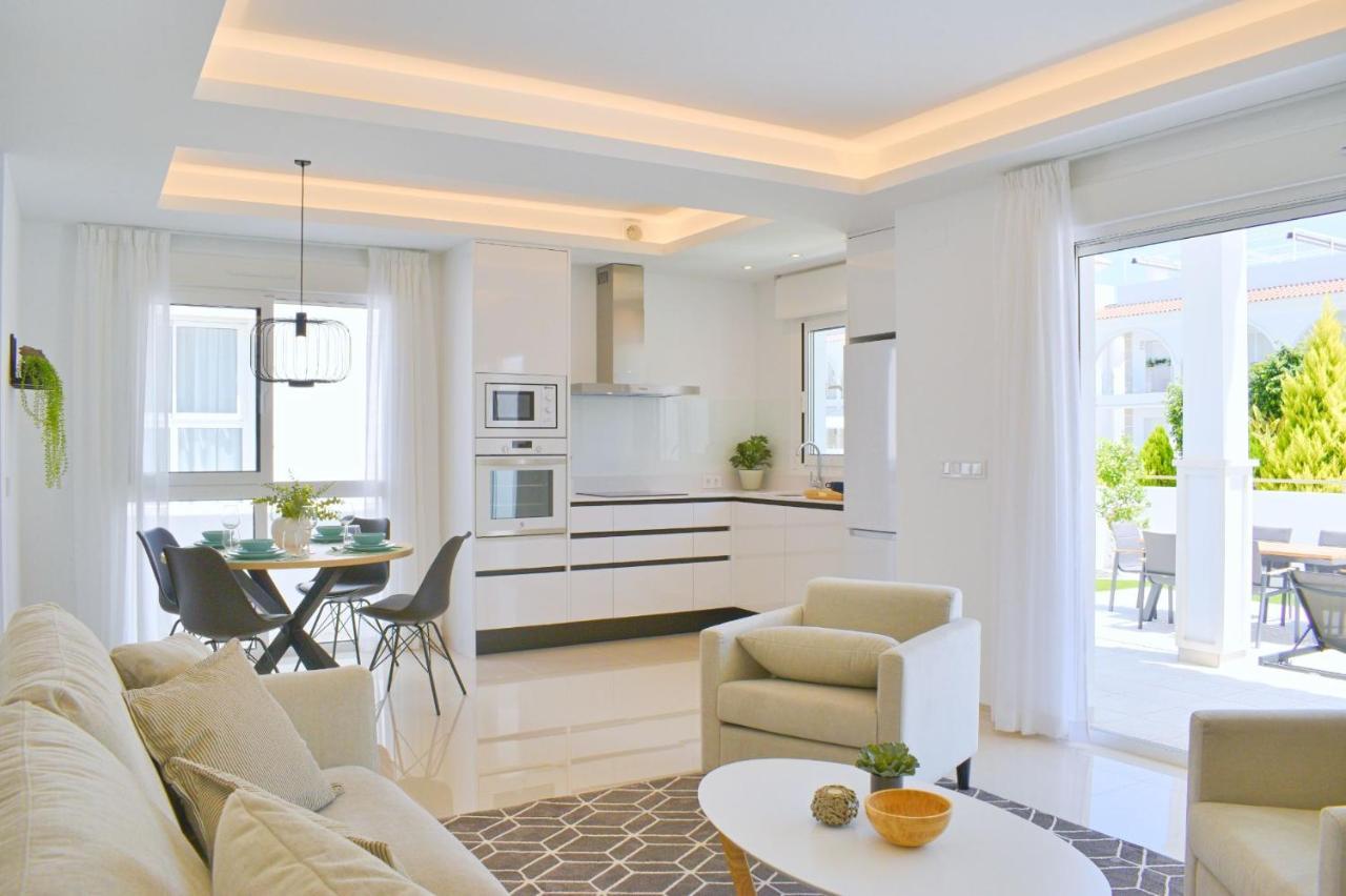 New Build Apartment On Beautiful Modern Complex Rojales Εξωτερικό φωτογραφία